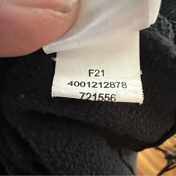 North Face Crewneck - Picture 6 of 9